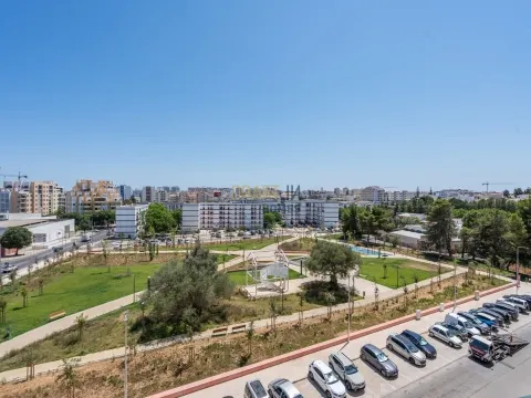 4-Bedroom Apartment in Portimão