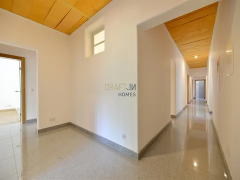 5-bedroom apartment for rent in the heart of Lisbon