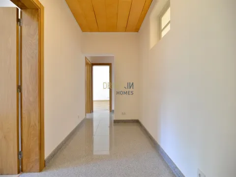 5-bedroom apartment for rent in the heart of Lisbon