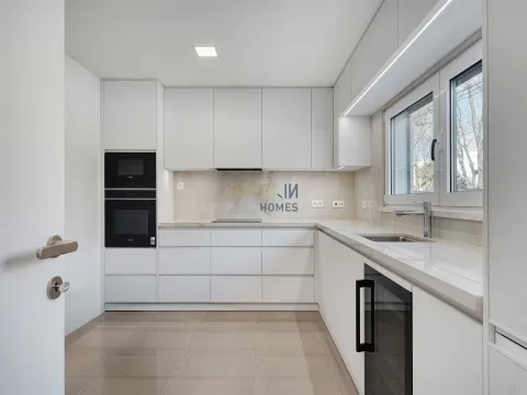 Ocean Prime Village - Condomínio de luxo com 11 moradias  em S.Pedro do Estoril, Cascais.