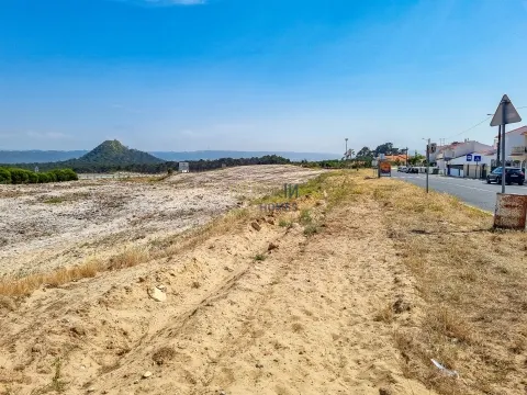 Lote de Terreno para Construção – Nazaré | 975 m²