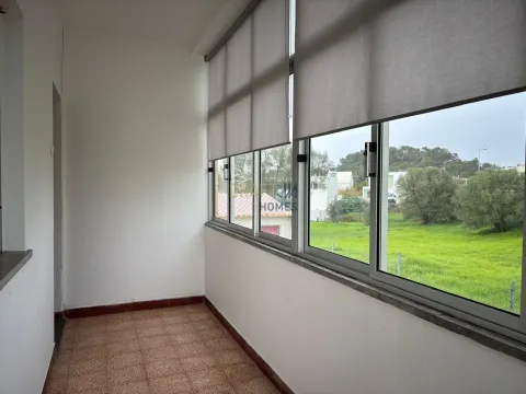 Appartement T2 avec grand espace extérieur à Murtal — Parede