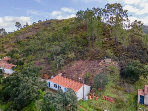 Moradia T2 remodelada em Monchique