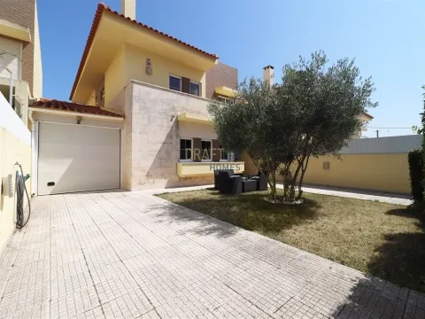 Fantástica vivienda de 5+1 dormitorios en Conceição da Abóboda (S. Domingos de Rana, Cascais)