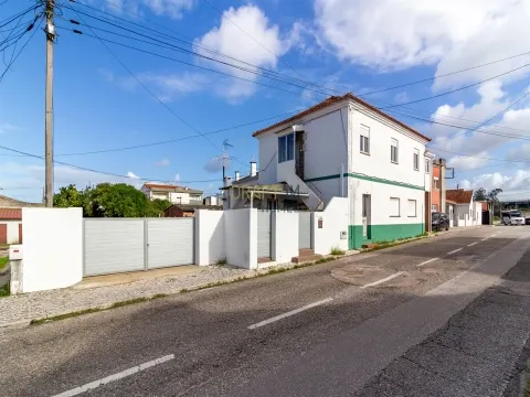 Piso de 3 dormitorios en Salgueiro, Marinha Grande