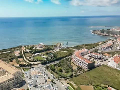 Belle villa de 3+1 chambres avec vue sur la mer à Ericeira !