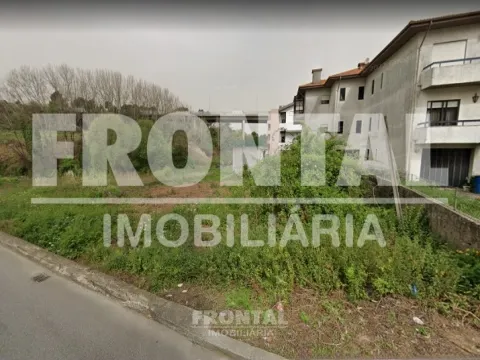 Urban Land with 3,800 m² | El Corte Inglés, Mafamude, Vila Nova de Gaia