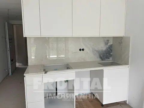 Apartamento T0 na Baixa do Porto