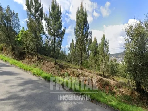 Terreno com potencial de construção | Senhora dos Chãos, Valongo, Porto