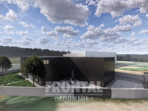 Terrain avec projet approuvé - 2 600 m² | São Pedro da Cova, Porto