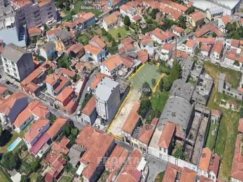 Terreno Urbano - Com PIP para 8 Apartamentos | Oliveira Do Douro, Vila Nova De Gaia