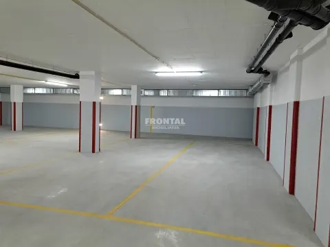 Lugar de Garagem na Boavista