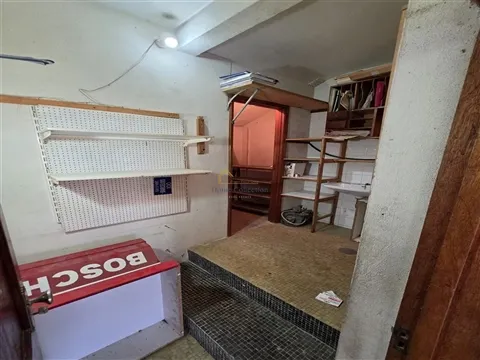 Local commercial