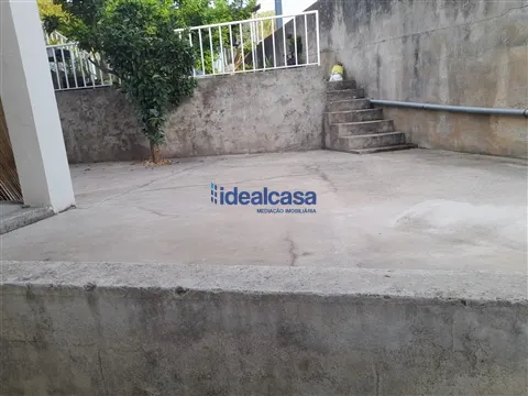 T2 com terraço e aparcamento – Estrada de Eiras