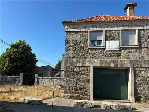 Moradia T3;:Falagueiras; Castro Laboreiro; Parque Nacional Peneda Gerês;ImoFaçanha