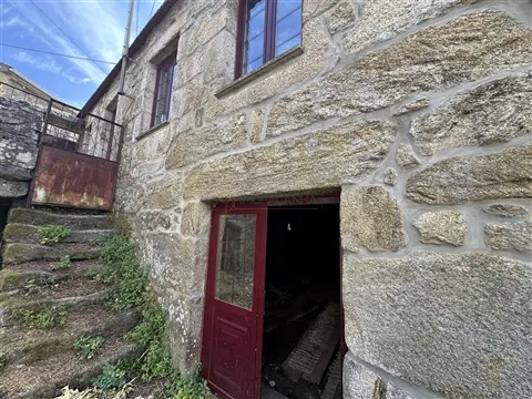 Moradia Pedra;:Chaviães; Melgaço;T3;ImoFaçanha