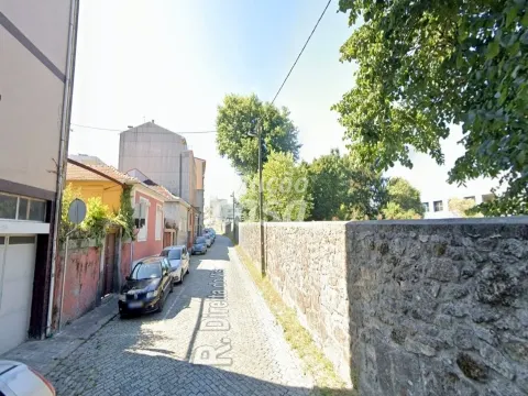 Terreno Urbano com PIP Aprovado – Ramalde, Porto