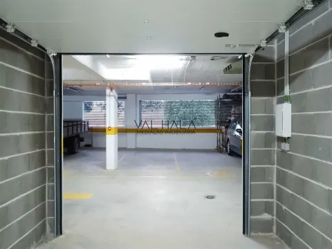 Garages à box privé dans la zone riveraine de Portimão