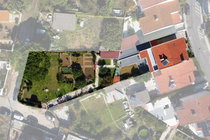 Moradia com duas fracções – Rentabilidade Imediata – Porto Salvo – Oeiras