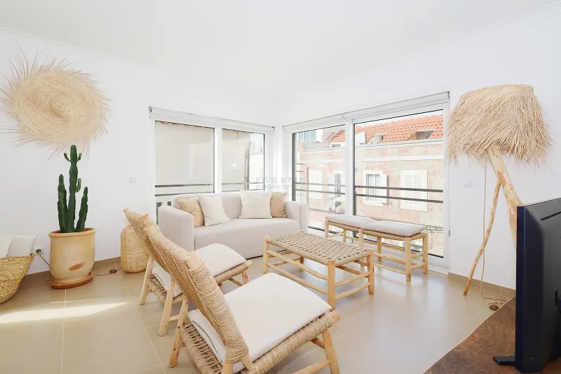 Duplex Apartment - 3 Bedrooms - Sesimbra - AL License - Beach