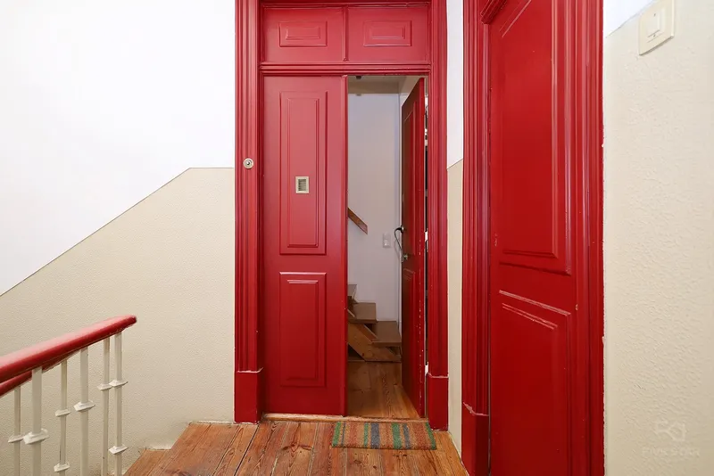 Appartement Duplex - 5 chambres - Bâtiment avec ascenseur – Lisbonne - Estefânia