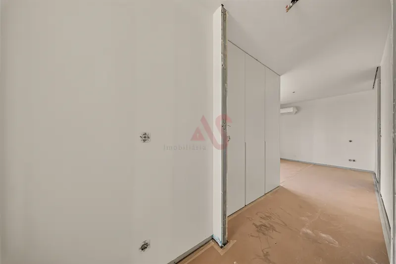 Apartamento de 2 dormitorios en la urbanización Espinho Beach Residendes en Espinho