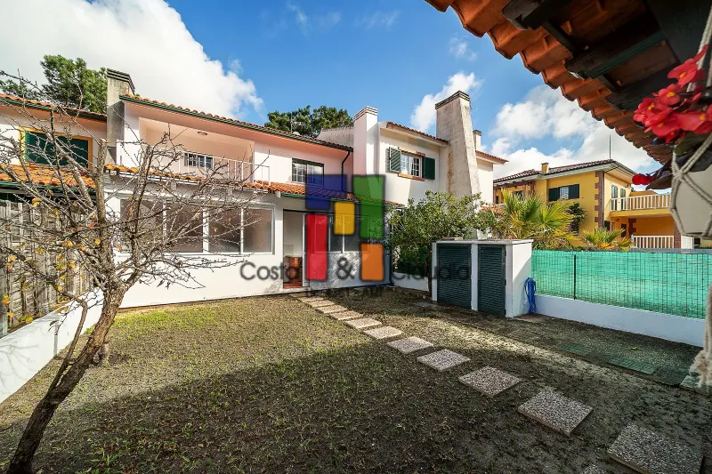 Semi-detached house T4