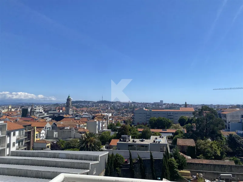 T1 mobilado - Vista Fantástica no Centro da Cidade