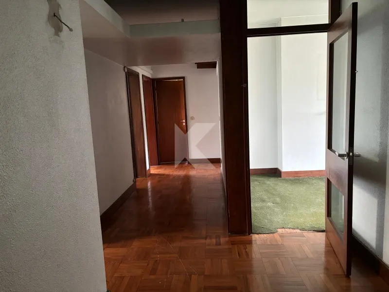 Apartamento T4 con garaje cerca del río Duero