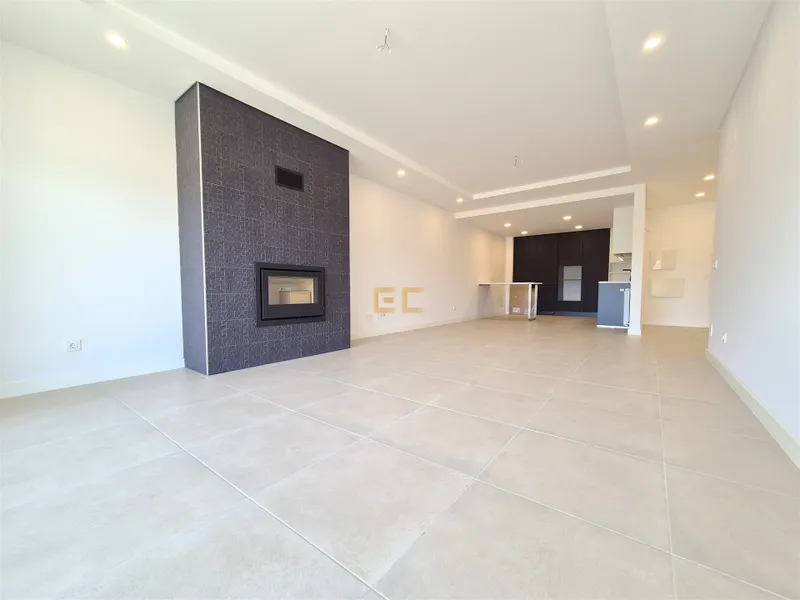 Apartamento T3 novo, com garagem, para venda na Figueira da Foz- Buarcos!