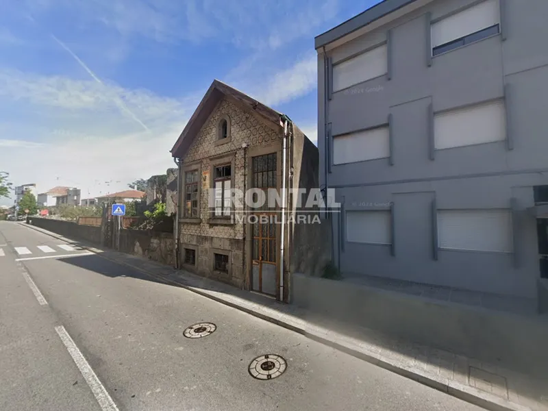 Building Plot – ARU Zone | 750m from S. João Hospital