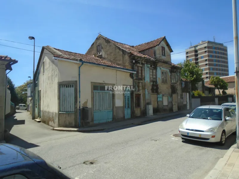 Terreno Urbano - Construção em Altura | Centro Da Maia, Maia