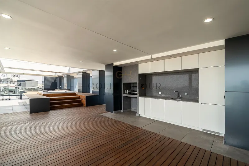 Ático T4 de Lujo en Vila Nova de Gaia | Golden Hour Real Estate