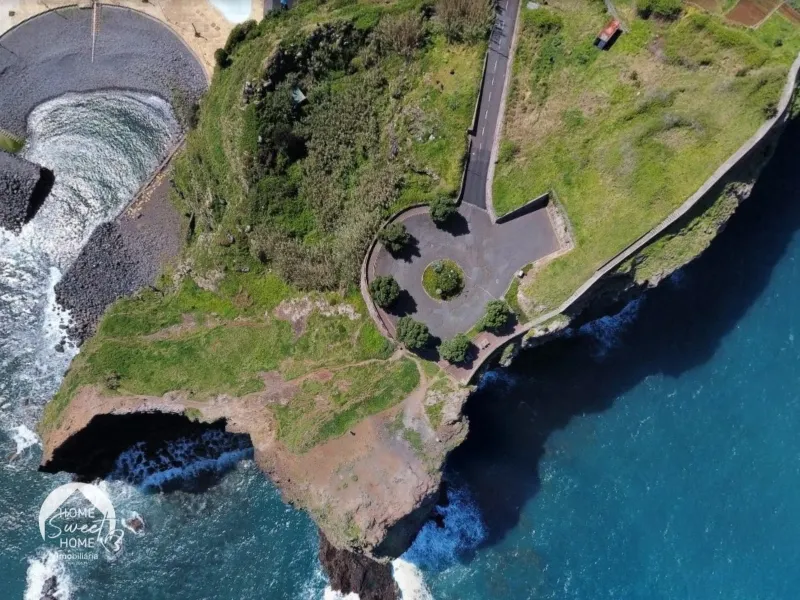 Land in the Guindaste Viewpoint