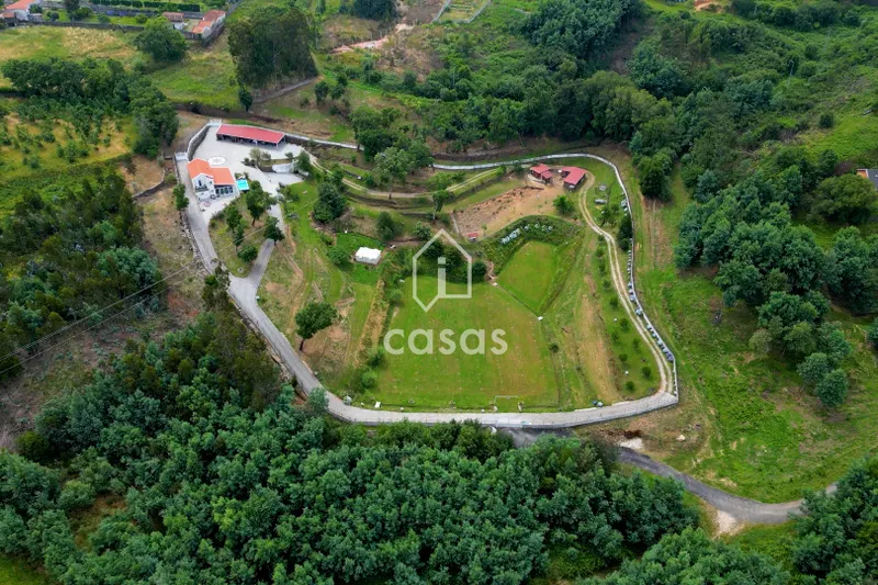 Landbesitz 3 Schlafzimmer