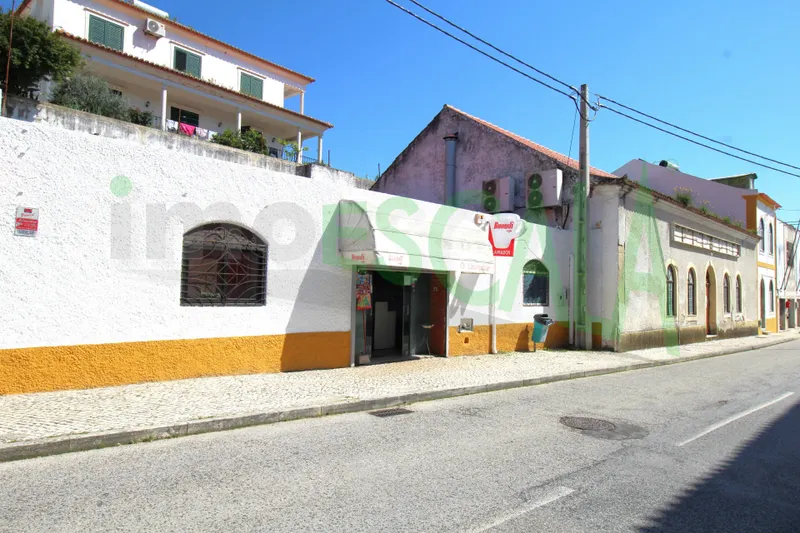 Café/Restaurante para venda no concelho de Azambuja