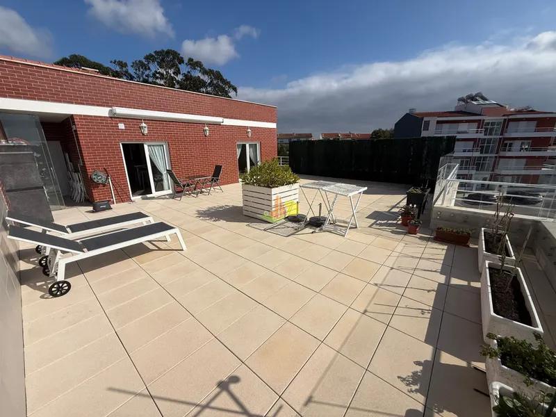 Attico T3 + Garage con 70 m²