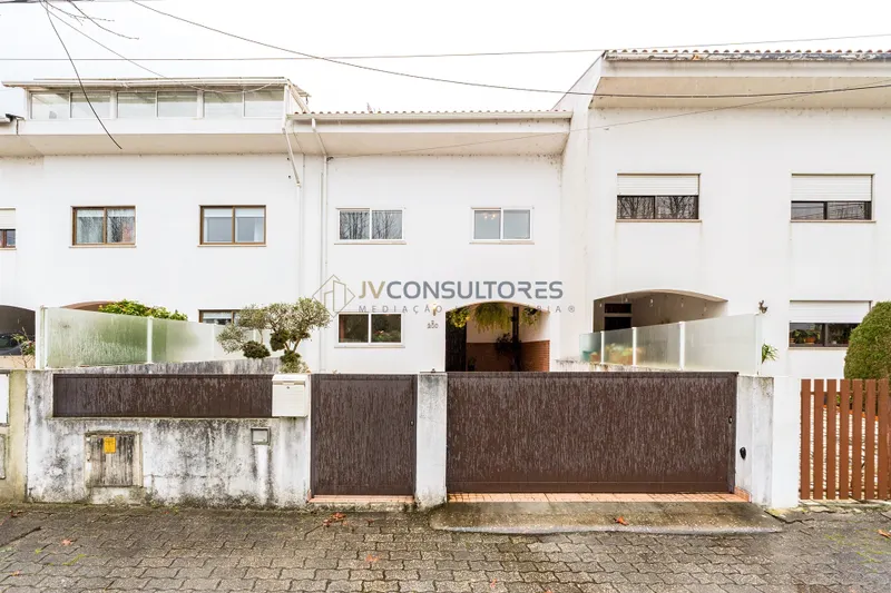 Viviendas Adosadas en barrio 3 habitaciones