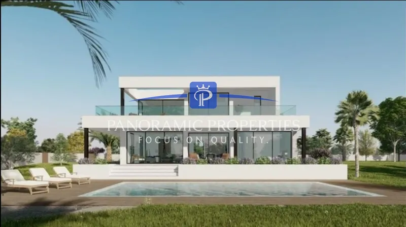 Moradia T4 contemporânea com vista panorâmica para o mar, amplos terraços e acabamentos de luxo.