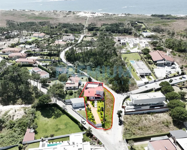 O Refúgio Perfeito: Moradia  T3 em Ofir