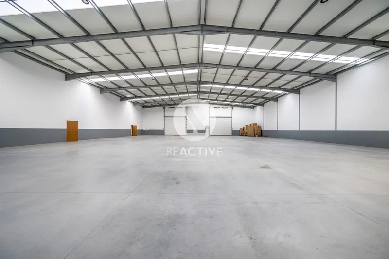 New Industrial Warehouse 2,138m² in Vizela – Ideal for Logistics and Business