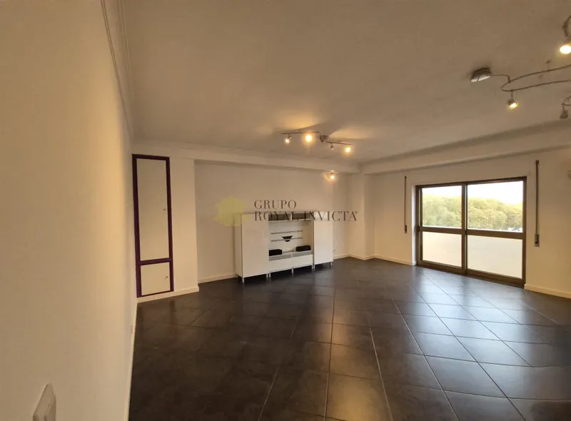 Magnifico apartamento T3+1 de Elevado Conforto em Montes Burgos