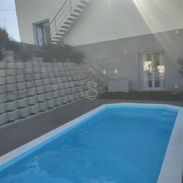 Moradia T3 com piscina, Rasmalho, Portimão