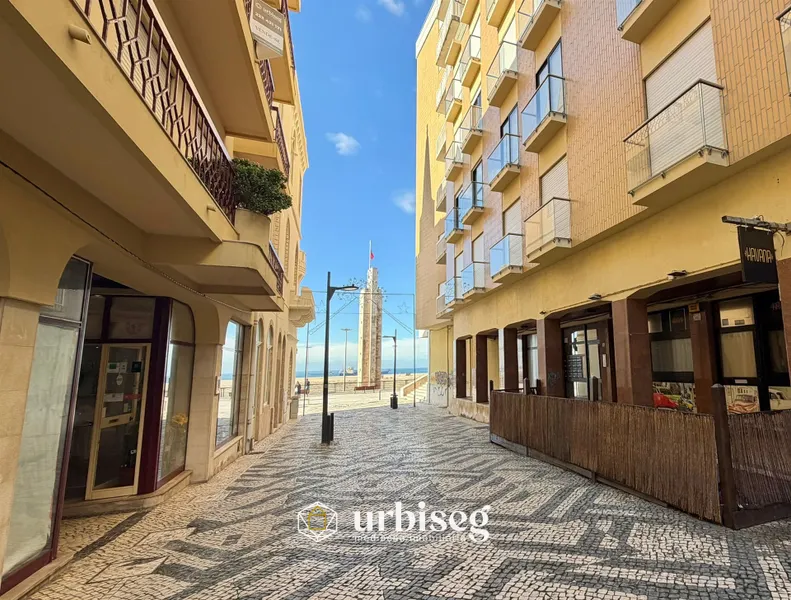 VIVEZ AVEC VUE, SENTEZ LA PLAGE – APPARTEMENT 1 CHAMBRE EN DUPLEX DANS LE QUARTIER LE PLUS PRESTIGIE