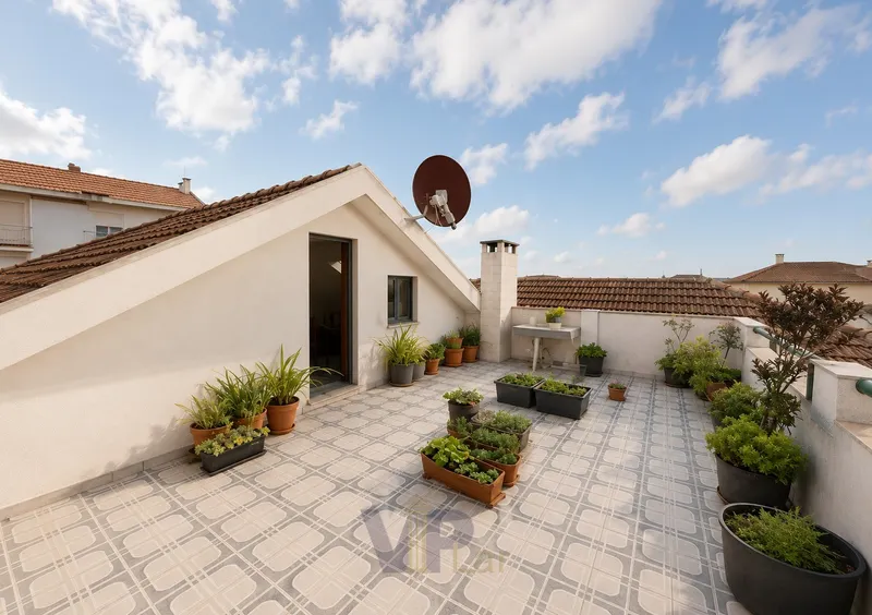 Floor of 3 bedroom house in Campanhã - Porto