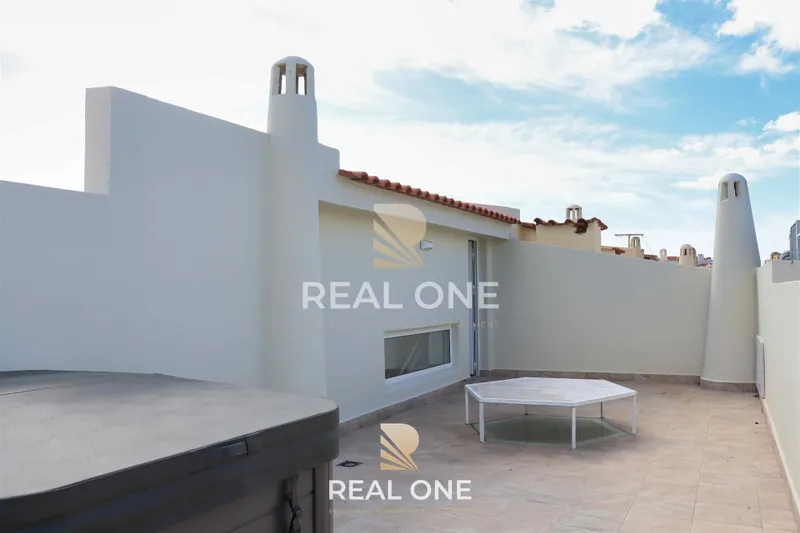 Renovated 3 bedroom villa in the center of Albufeira