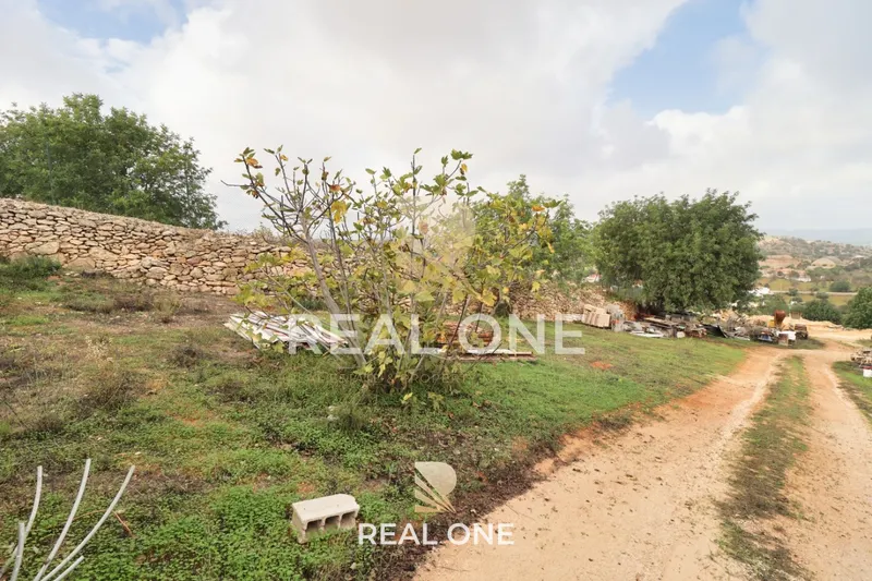 Terreno em Paderne com 2.760 m2 a bom preço.
