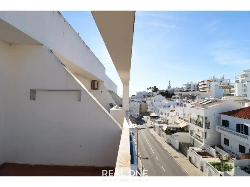 Apartamento em Olhos de Agua a poucos metros da praia