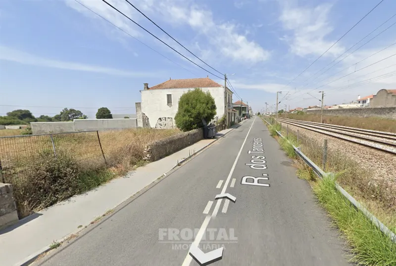 Rustic Land - 2,000 m² and 21.5 m Frontage | Near Esmoriz Train Station, Ovar