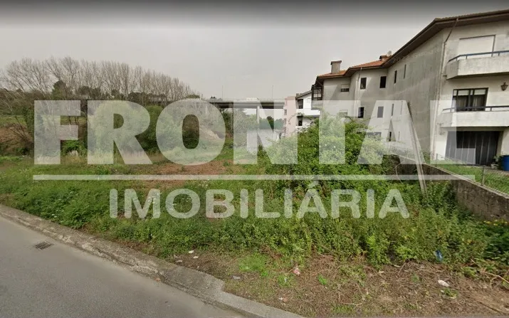 Terreno Urbano com 3.800 m² | El Corte Inglés, Mafamude, Vila Nova De Gaia